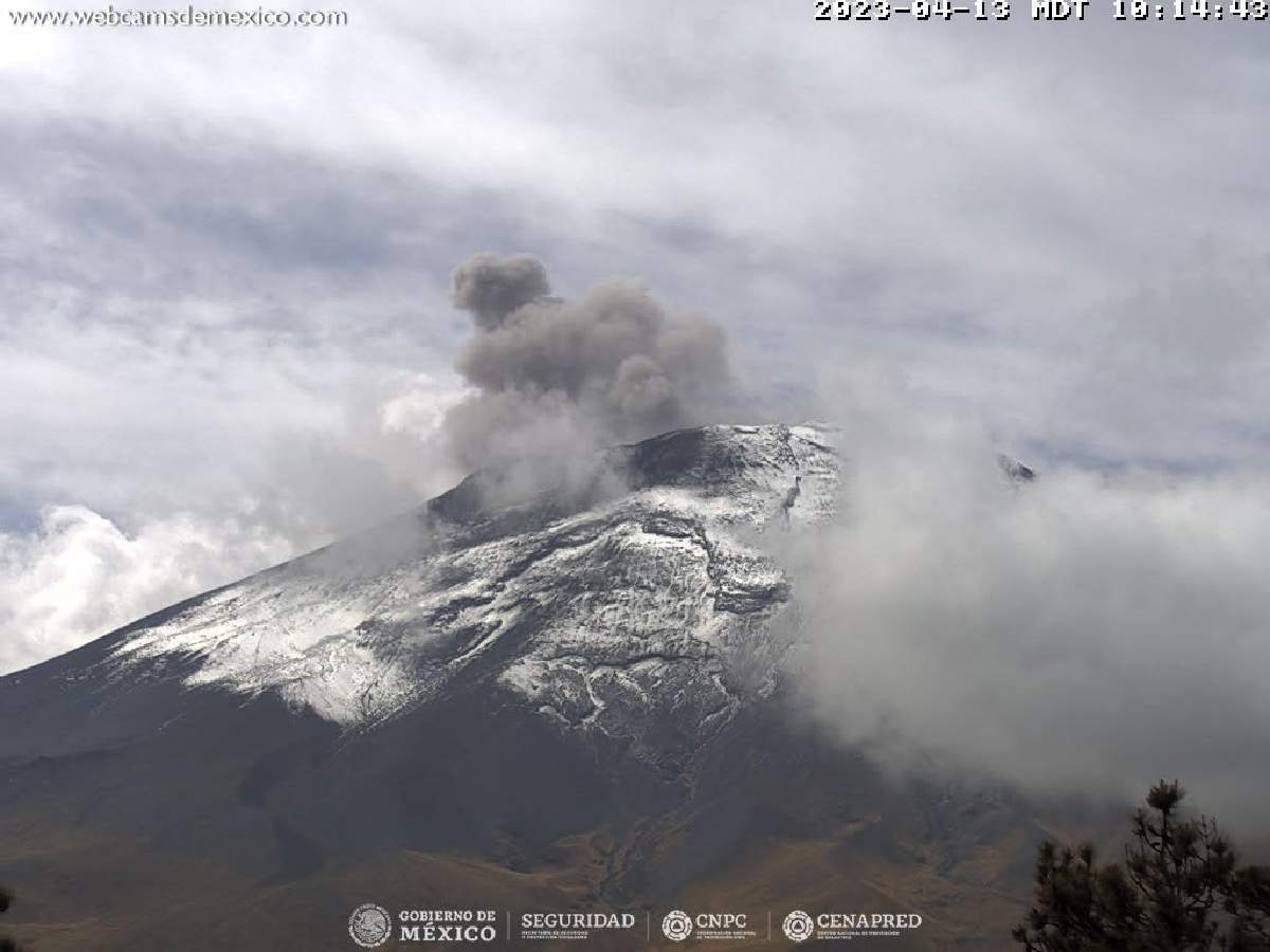 Explosiones del Popocatépetl no indican incremento de la actividad: Cenapred
