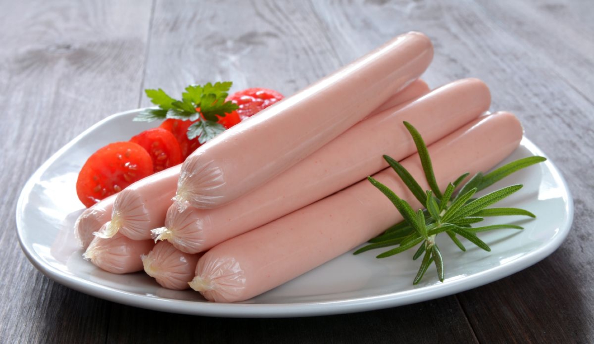 Salchichas de pavo: beneficios y riesgos para incluirlas en tu dieta