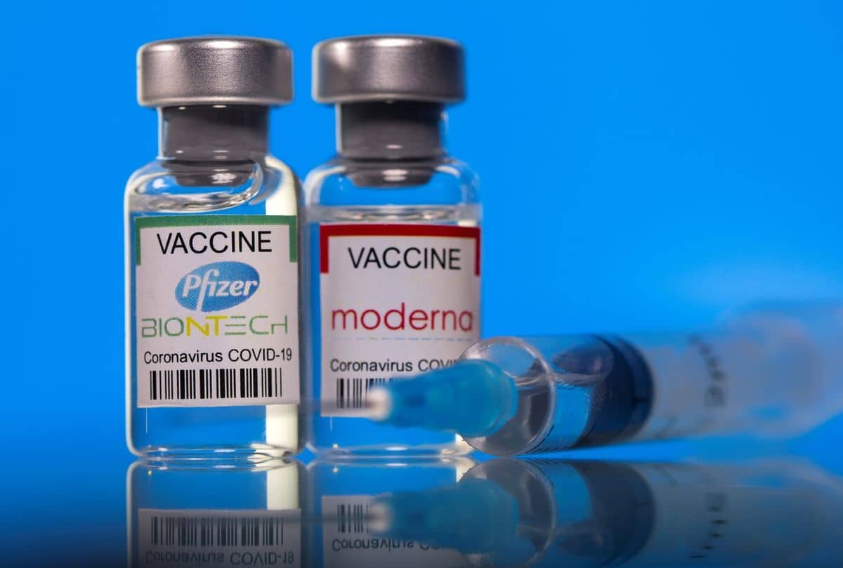 La EMA registra casos de trombos con vacunas Pfizer y Moderna