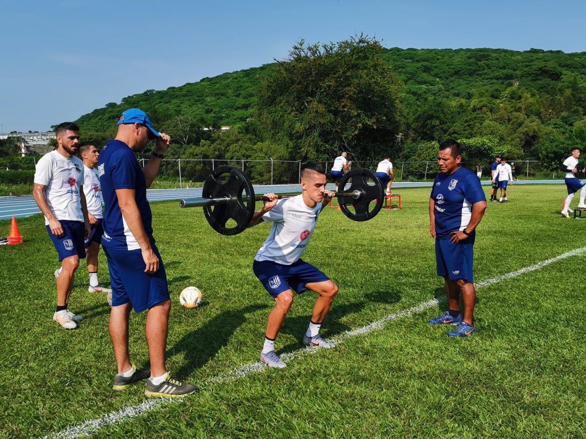 Cañeros, a marchas forzadas en pretemporada