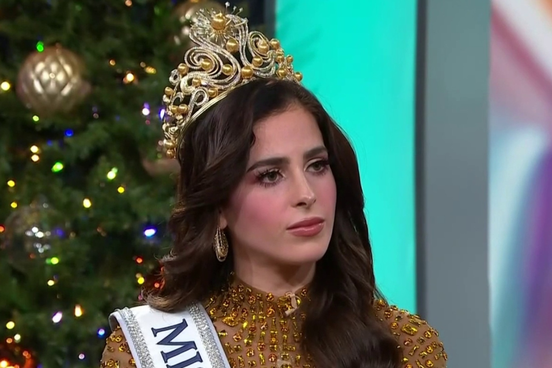Fátima Bosch abandona entrevista en Telemundo tras preguntas sobre la polémica de Miss Universo