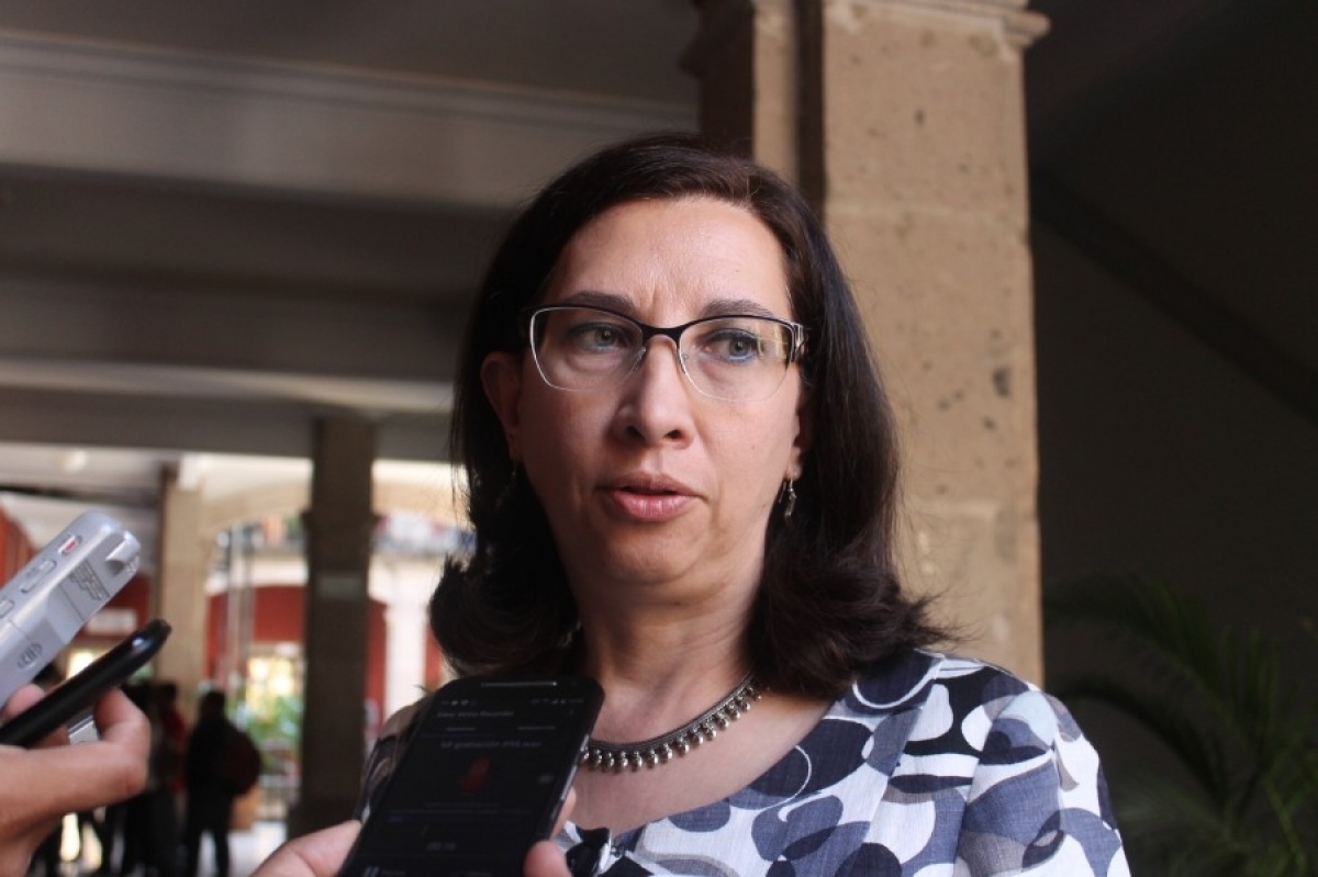 Garantizadas, las becas del Conacyt: Valderrama