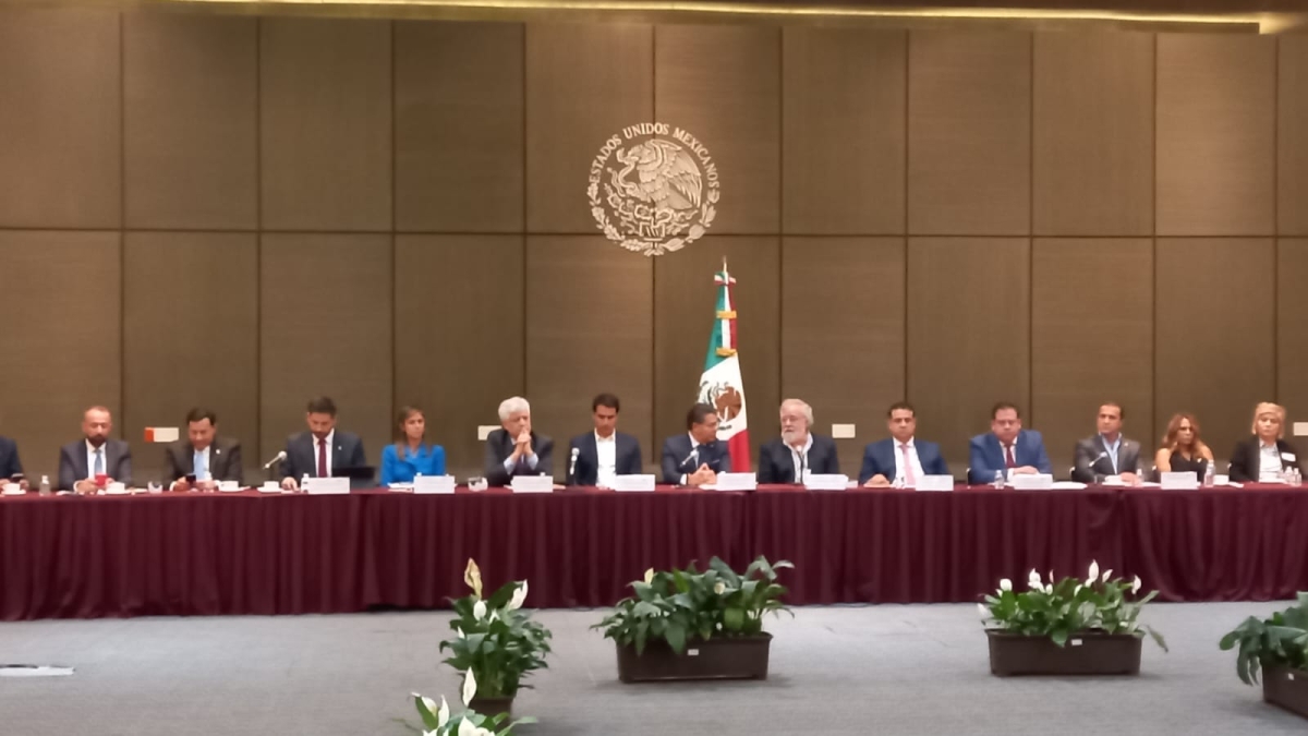 Llevan a cabo el foro 'La libertad de expresión y el desarrollo democrático'
