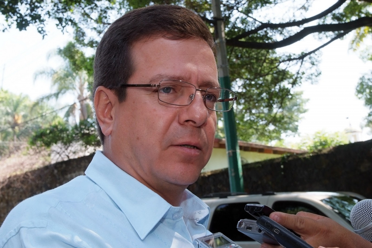 Critica Villarreeal que se retengan participaciones a ayuntamientos