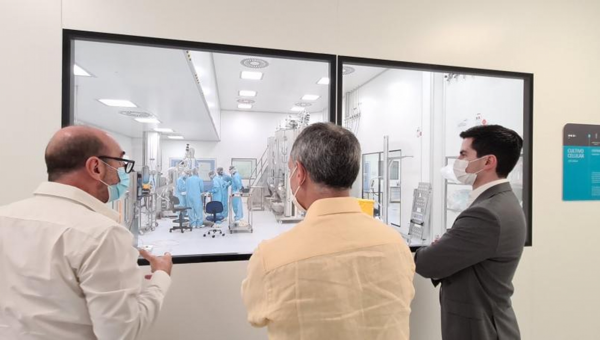 Principio activo de vacuna de AstraZeneca llegará a México en 10 días