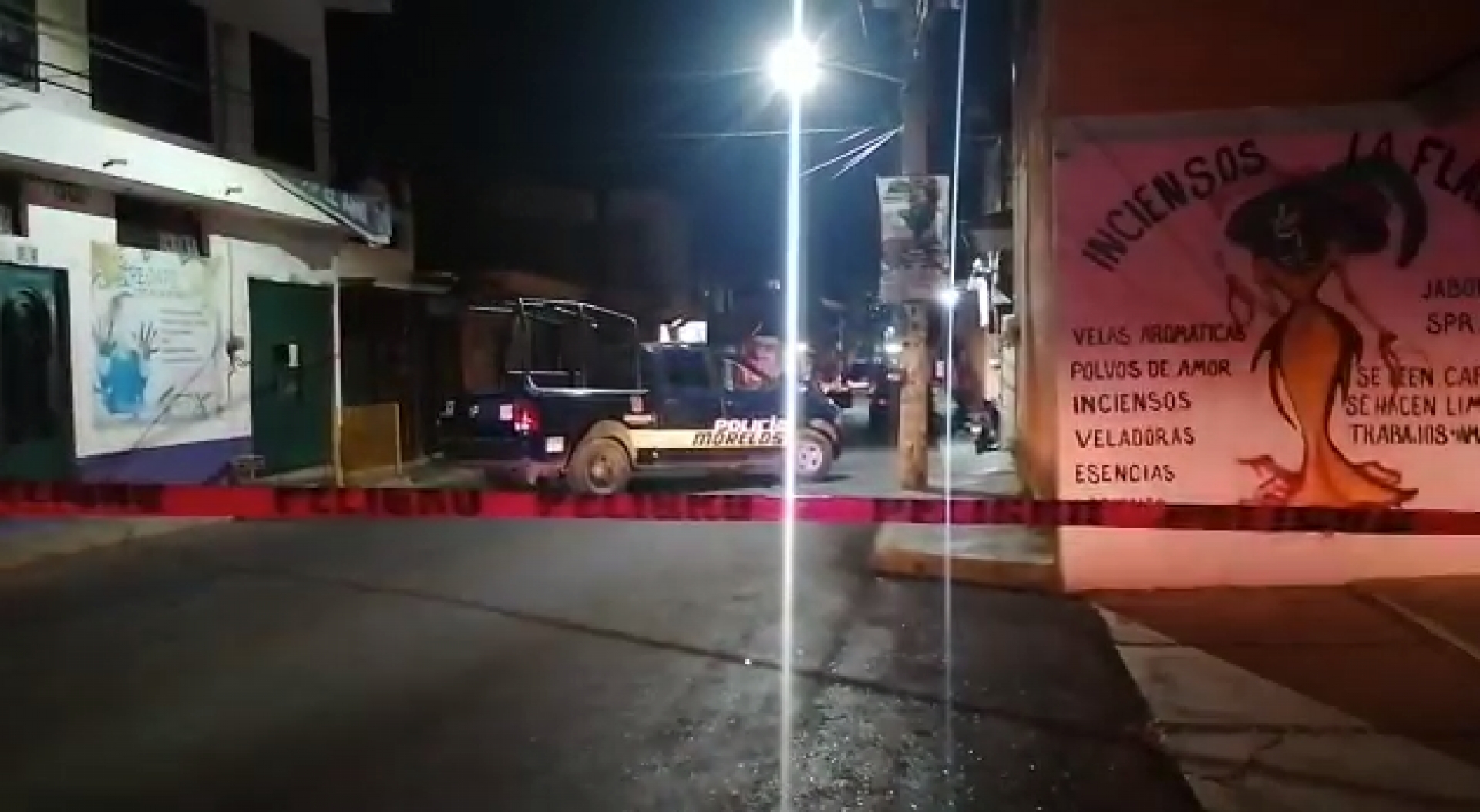 Disparan contra dos hombres en un bar en Tejalpa; uno murió, otro resultó herido