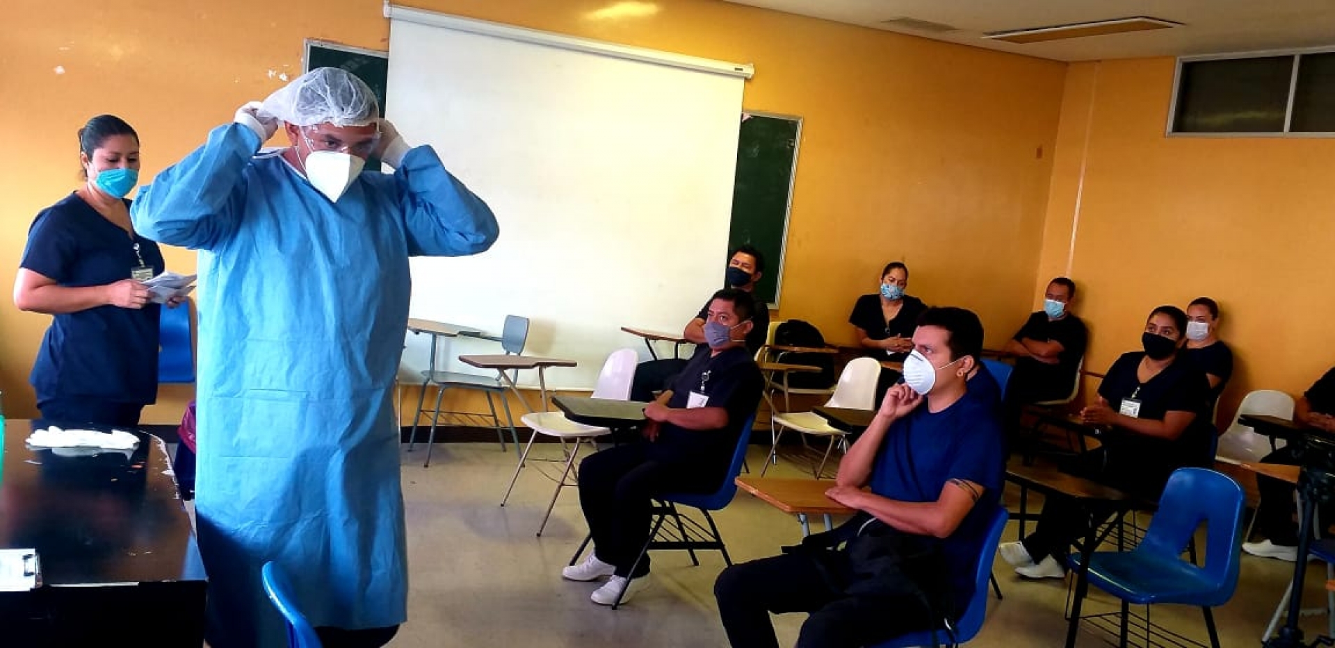 Continúa IMSS con la capacitación del personal en covid-19