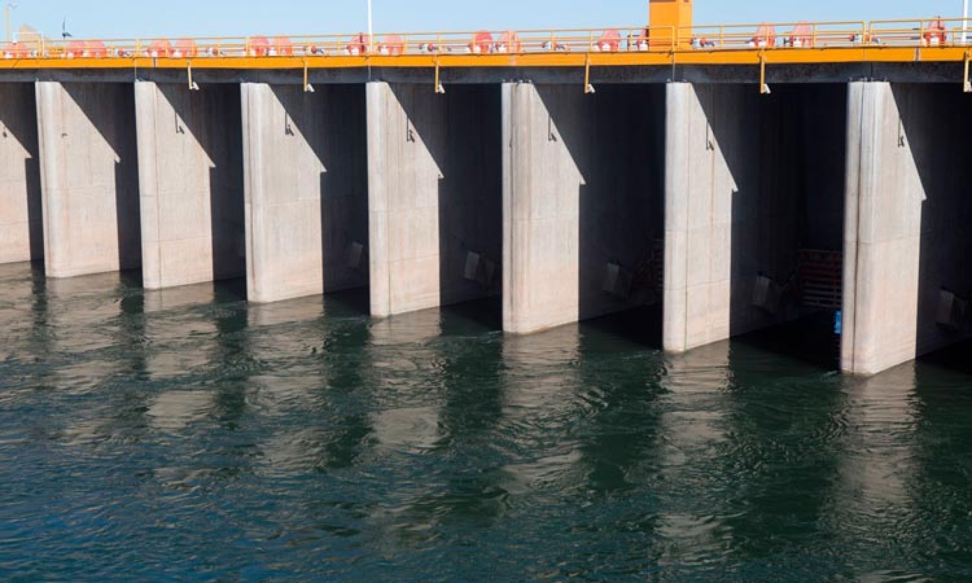 ¿Qué dice el tratado en el que México debe entregar agua a EU?