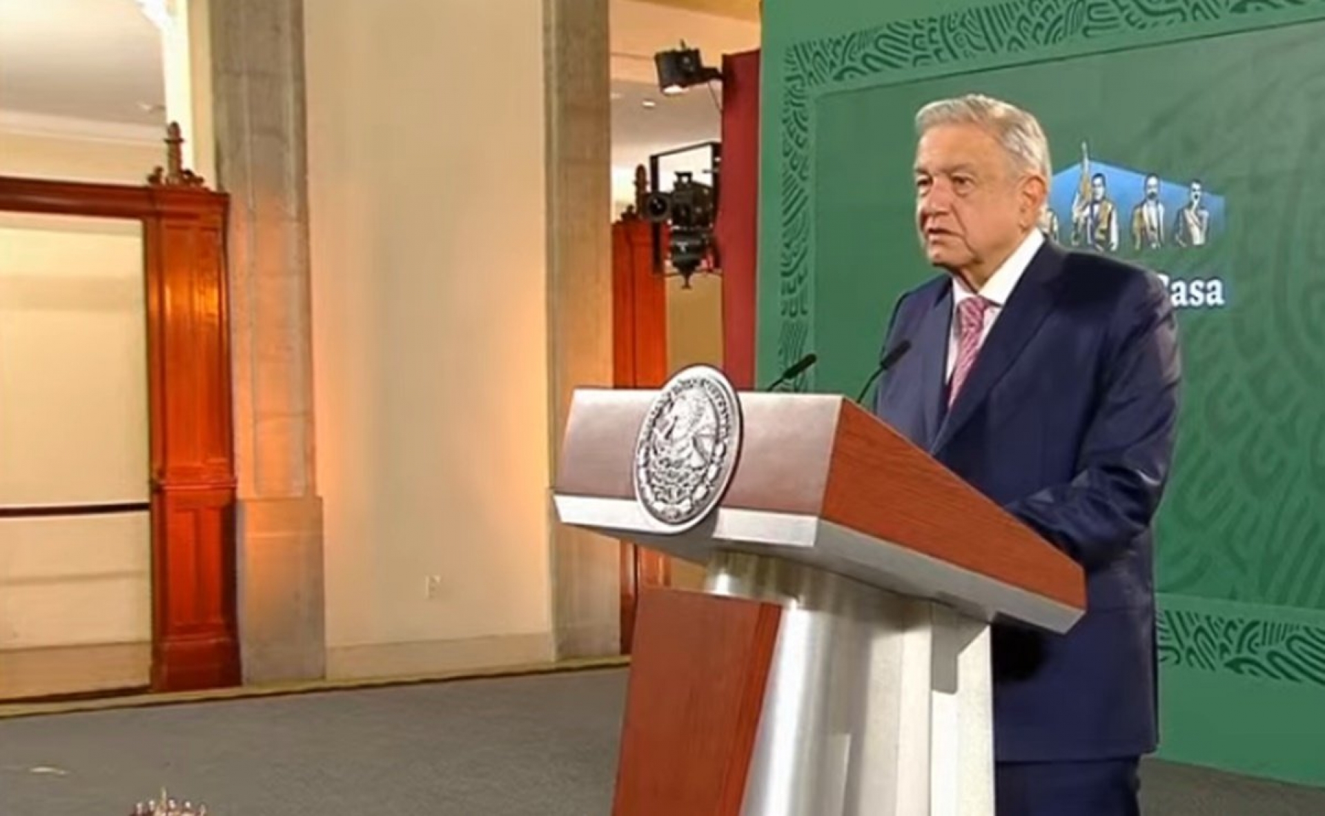 AMLO reaparece en la mañanera tras superar al COVID