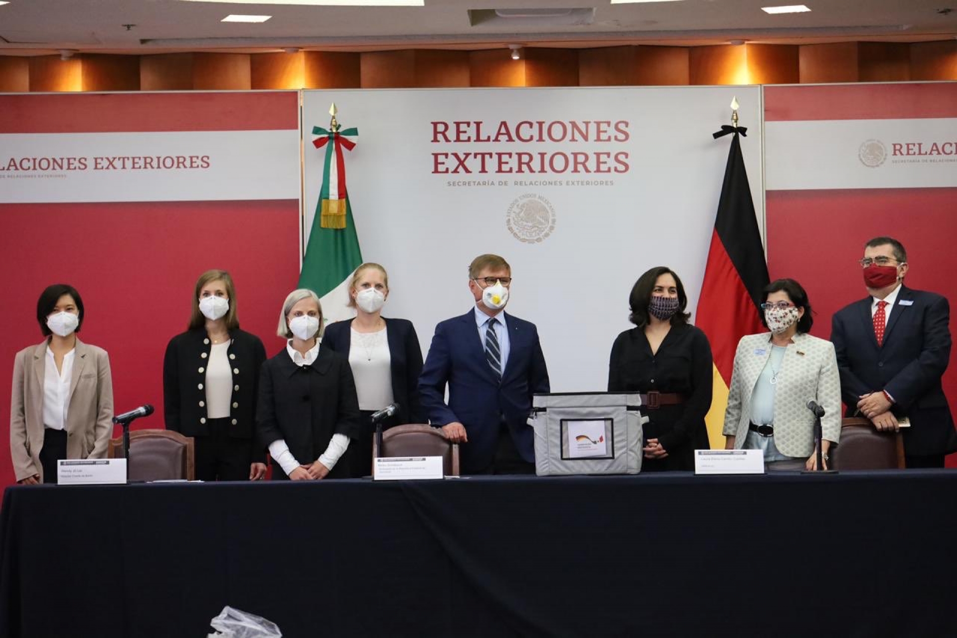 Dona Alemania a México 100 mil pruebas para Covid-19