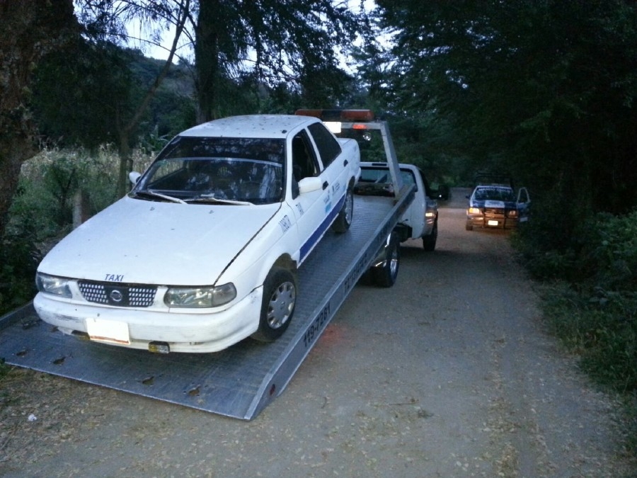 Hallan en Coatetelco un taxi que fue robado