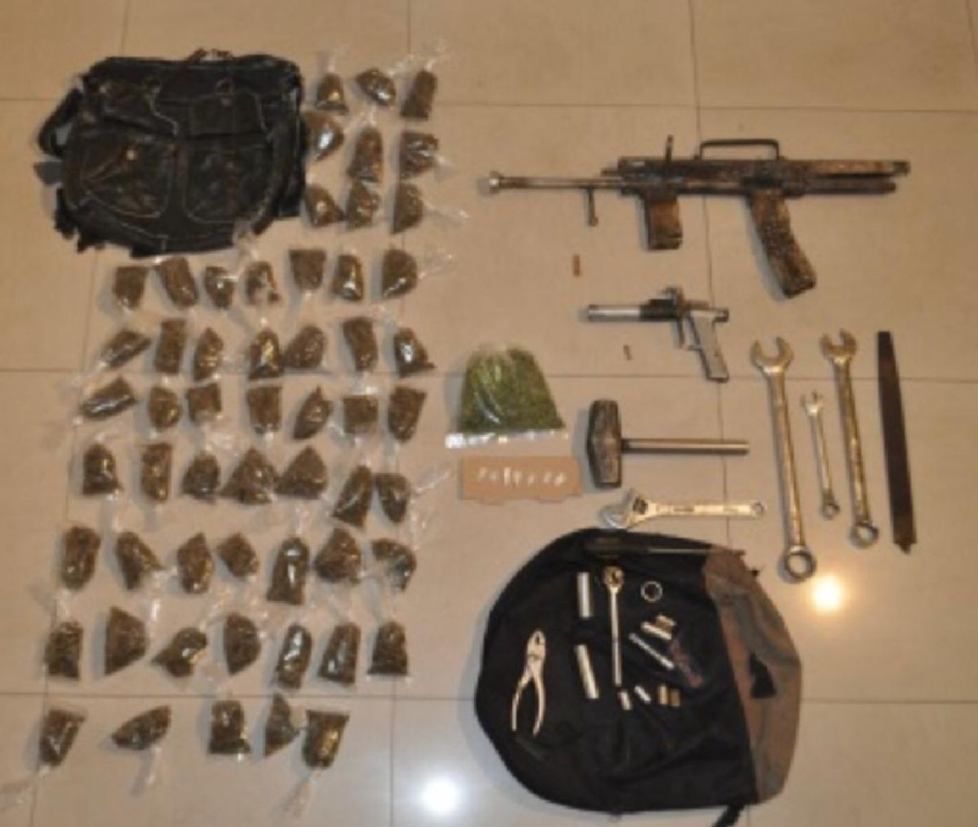 Arrestan a 17 personas en la colonia Otilio Montaño