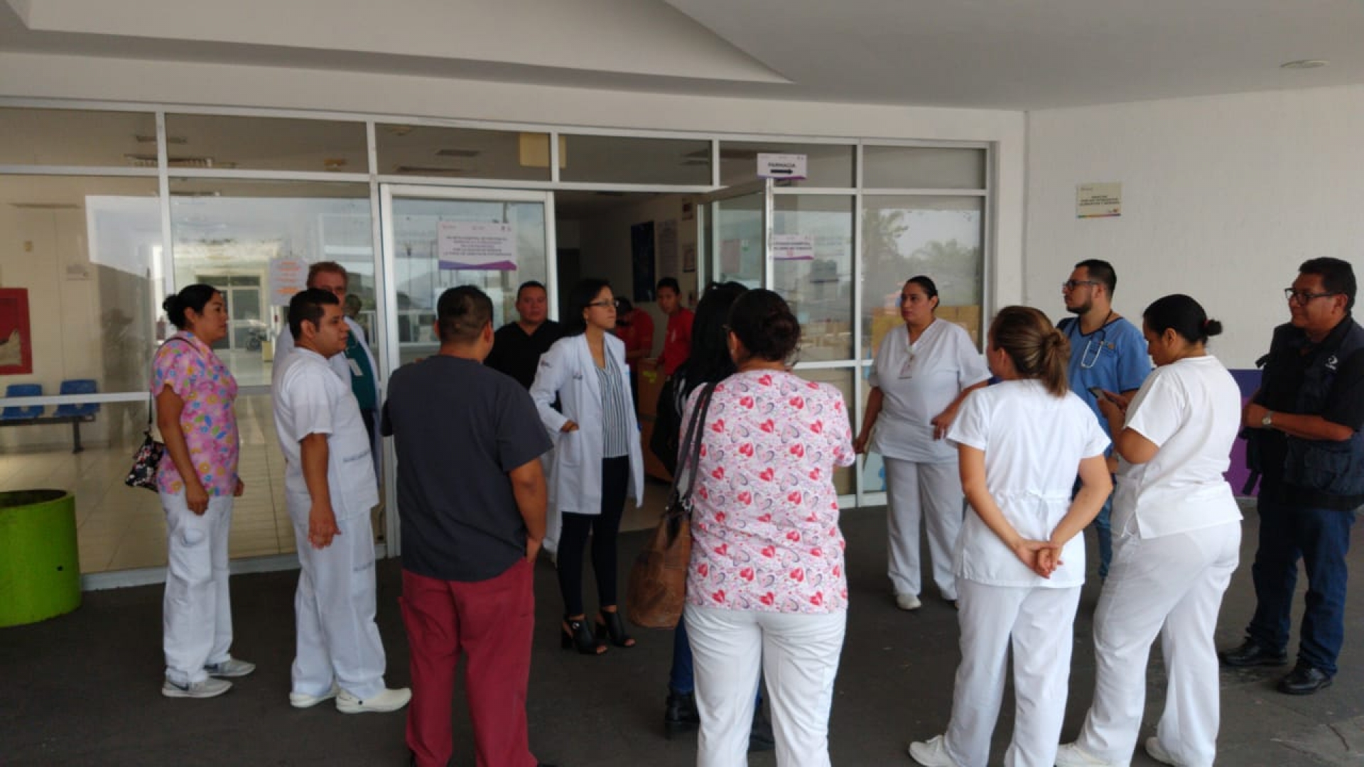 Presentan queja médicos y enfermeras del hospital de Temixco, por falta de pagos