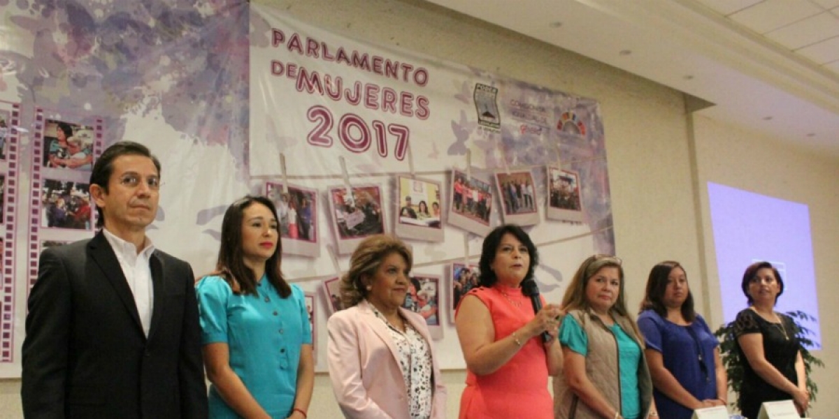 Dan a conocer convocatoria para el Parlamento de Mujeres 2017