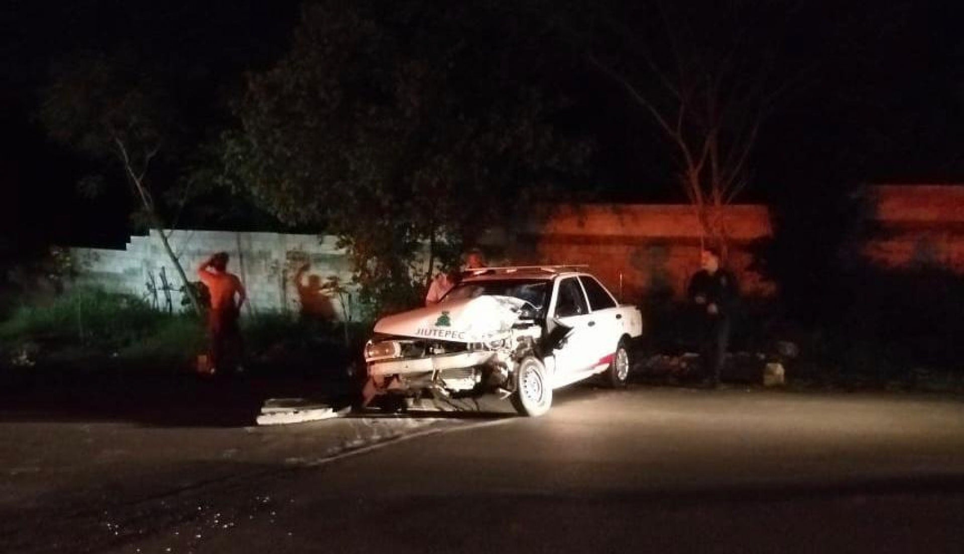 Dos heridos tras accidente vial en la carretera Alpuyeca-Jojutla