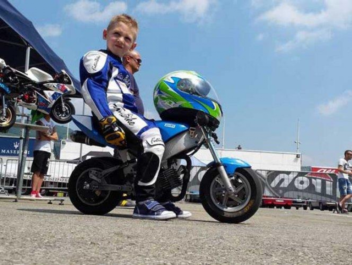 Muerte de niño piloto salva 5 vidas en Italia
