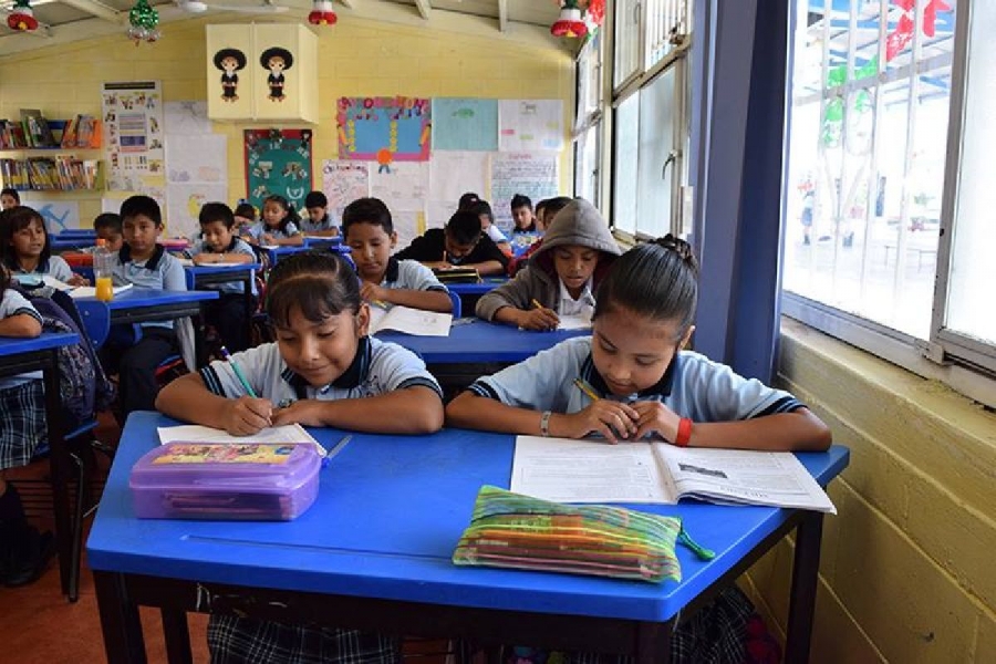 Regresan a la escuela 400 mil alumnos de educación básica