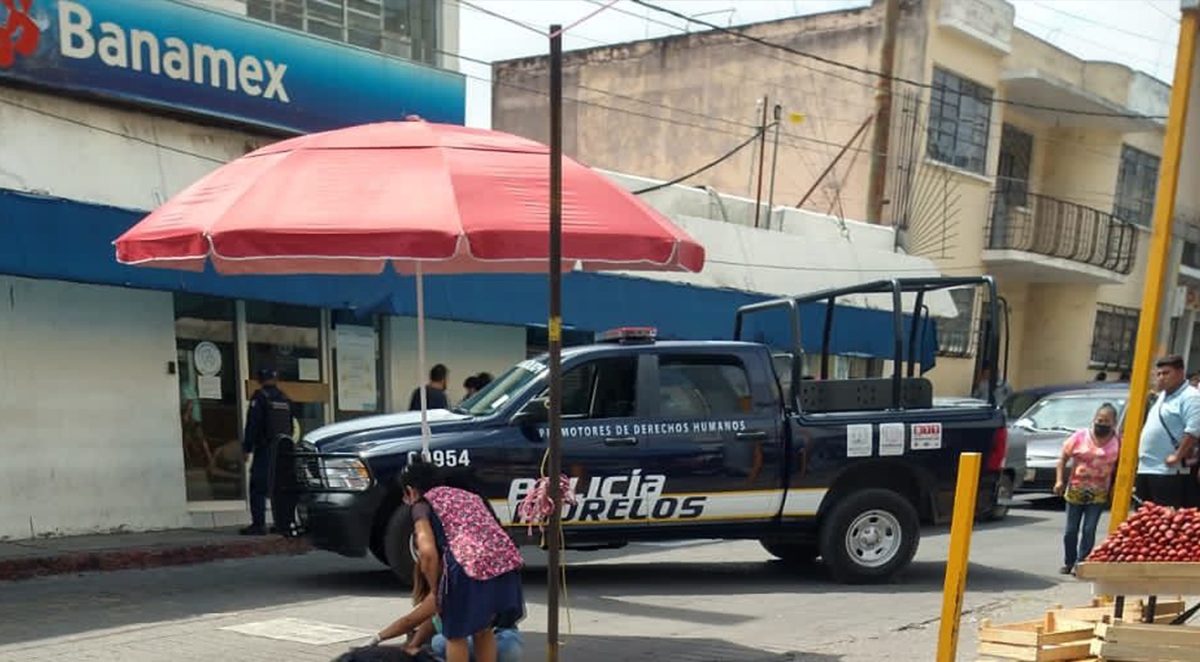 Atacan a balazos a dos policías en Puente de Ixtla; uno murió