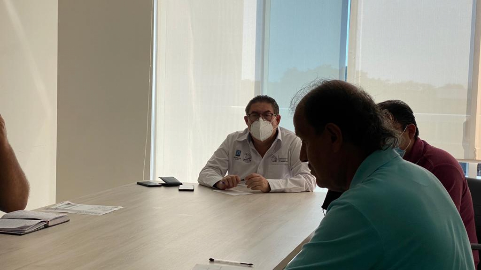 Atiende SMyT a representantes de la Federación Auténtica de Transporte