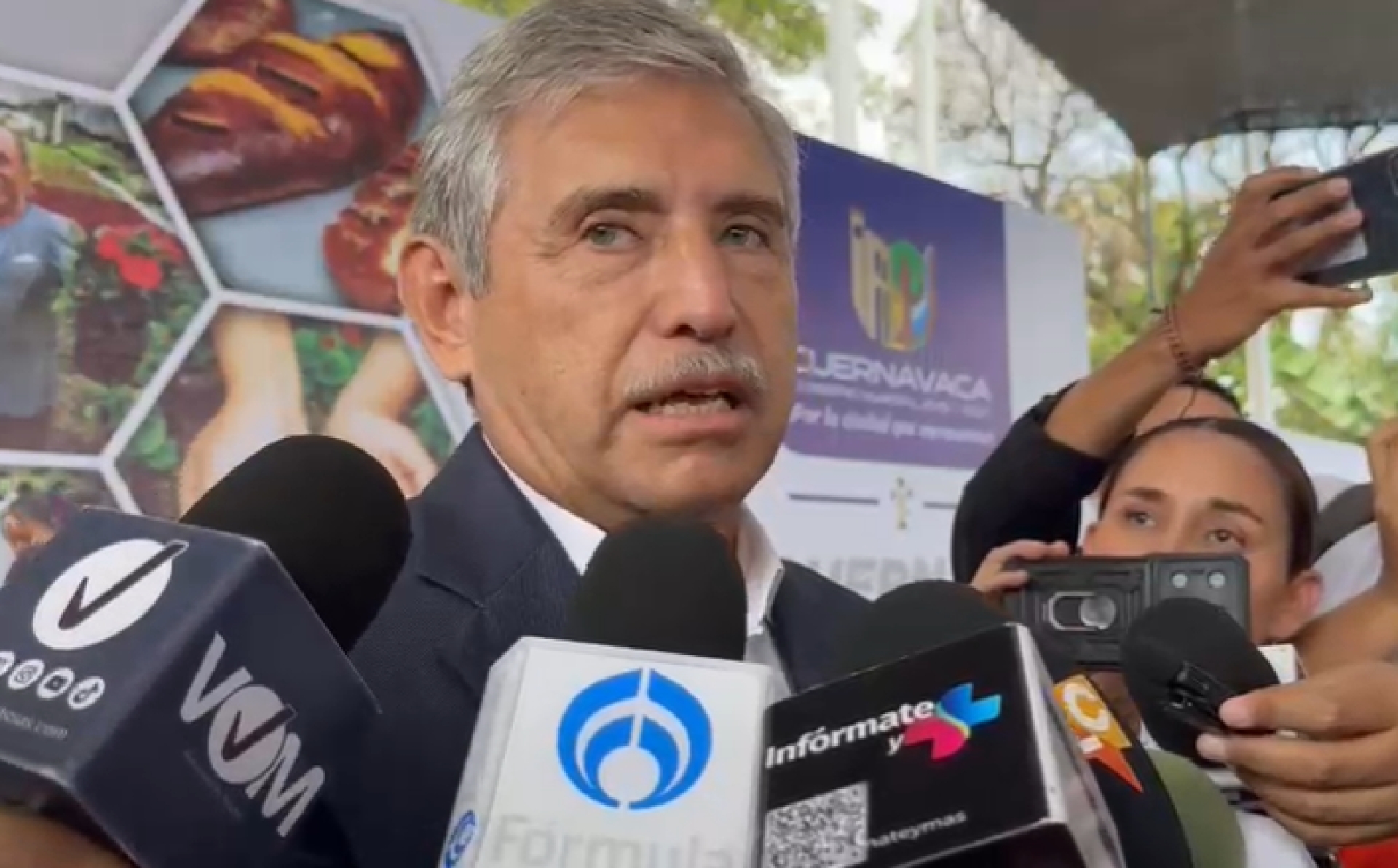 Alcalde desmiente que deje el cargo