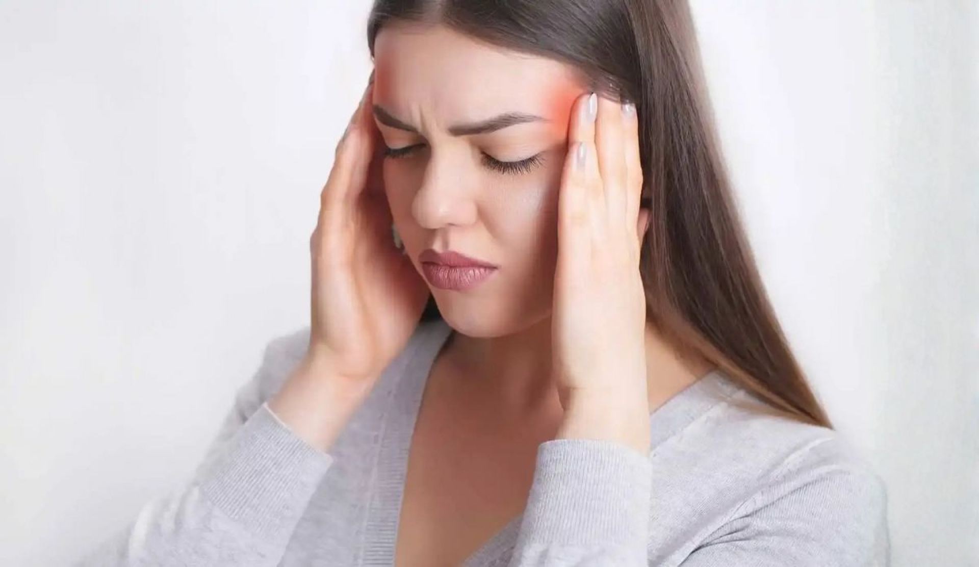 Diferencias clave entre dolor de cabeza común y migraña