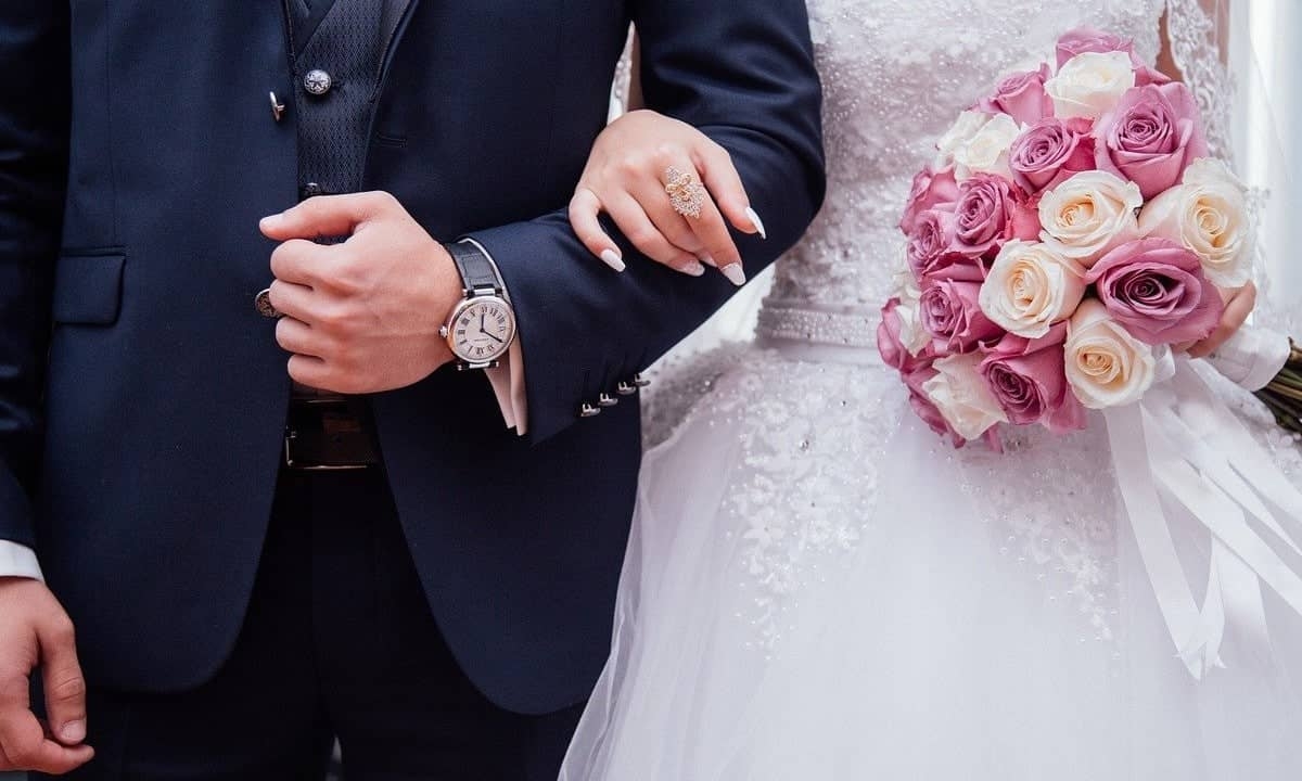 Fotógrafa recibe malos tratos y borra todas las fotos de una boda