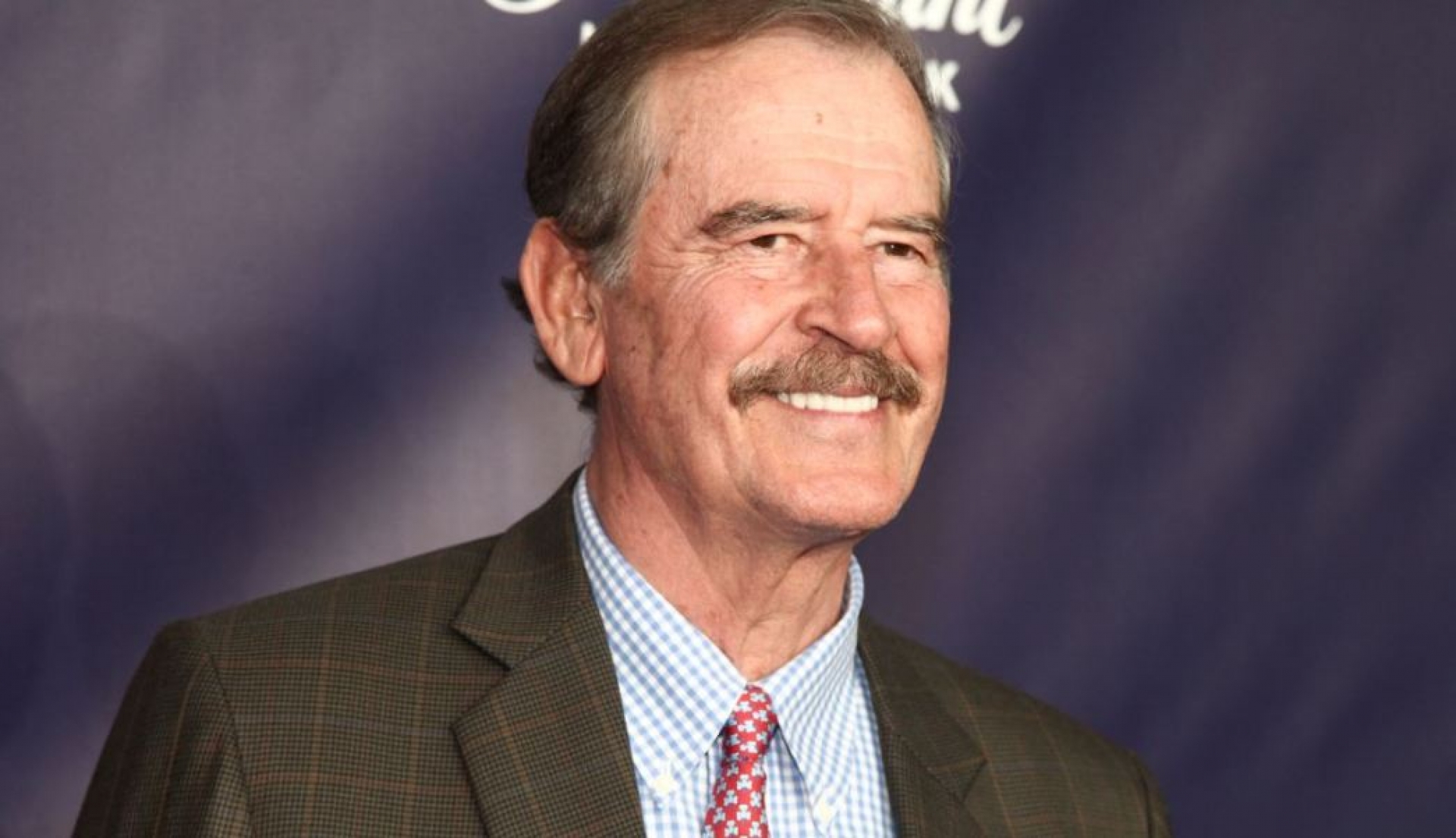 Vicente Fox defiende su pensión de expresidente