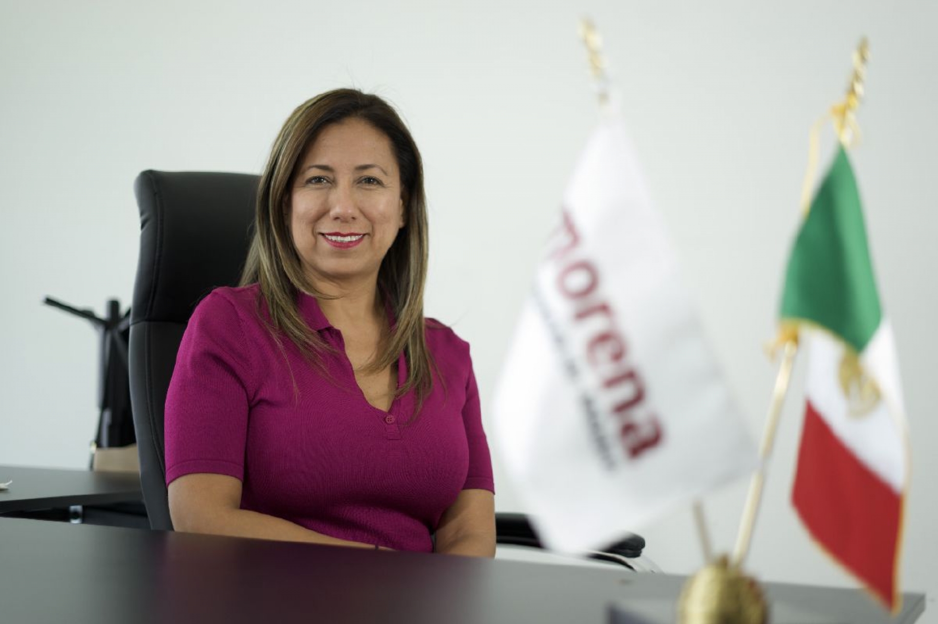 Llama Alejandra Flores a municipios a aprobar reforma electoral