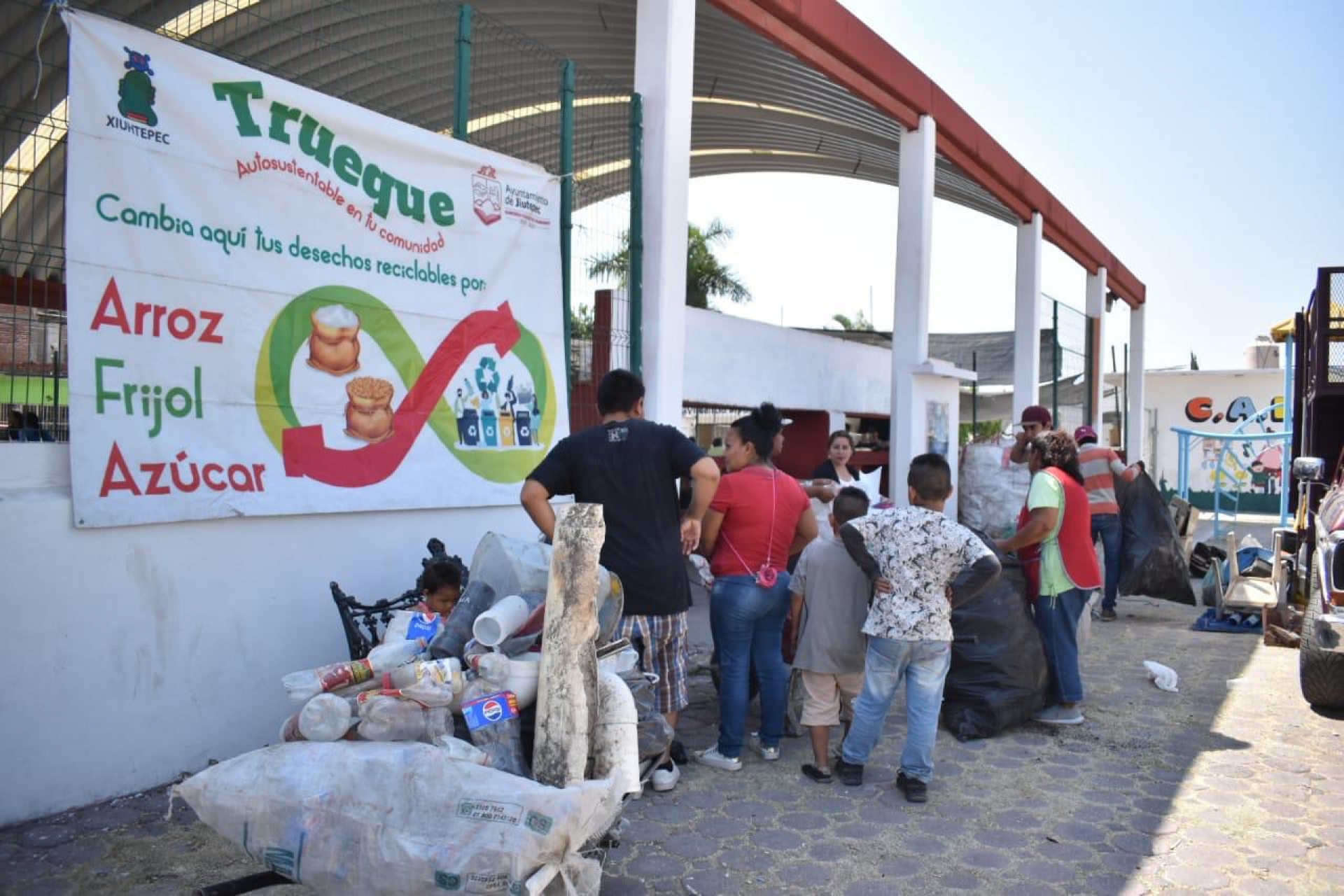 Promueve Ayuntamiento de Jiutepec conciencia ambiental, con programa de trueque