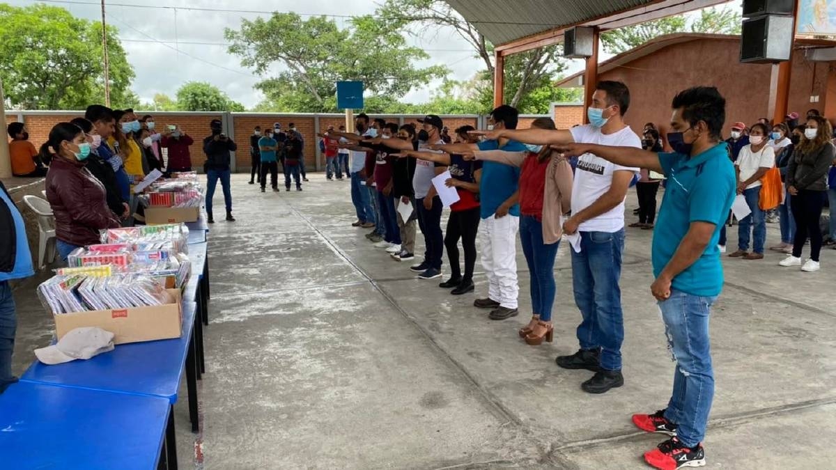 Conforman comités de participación escolar en Yecapixtla