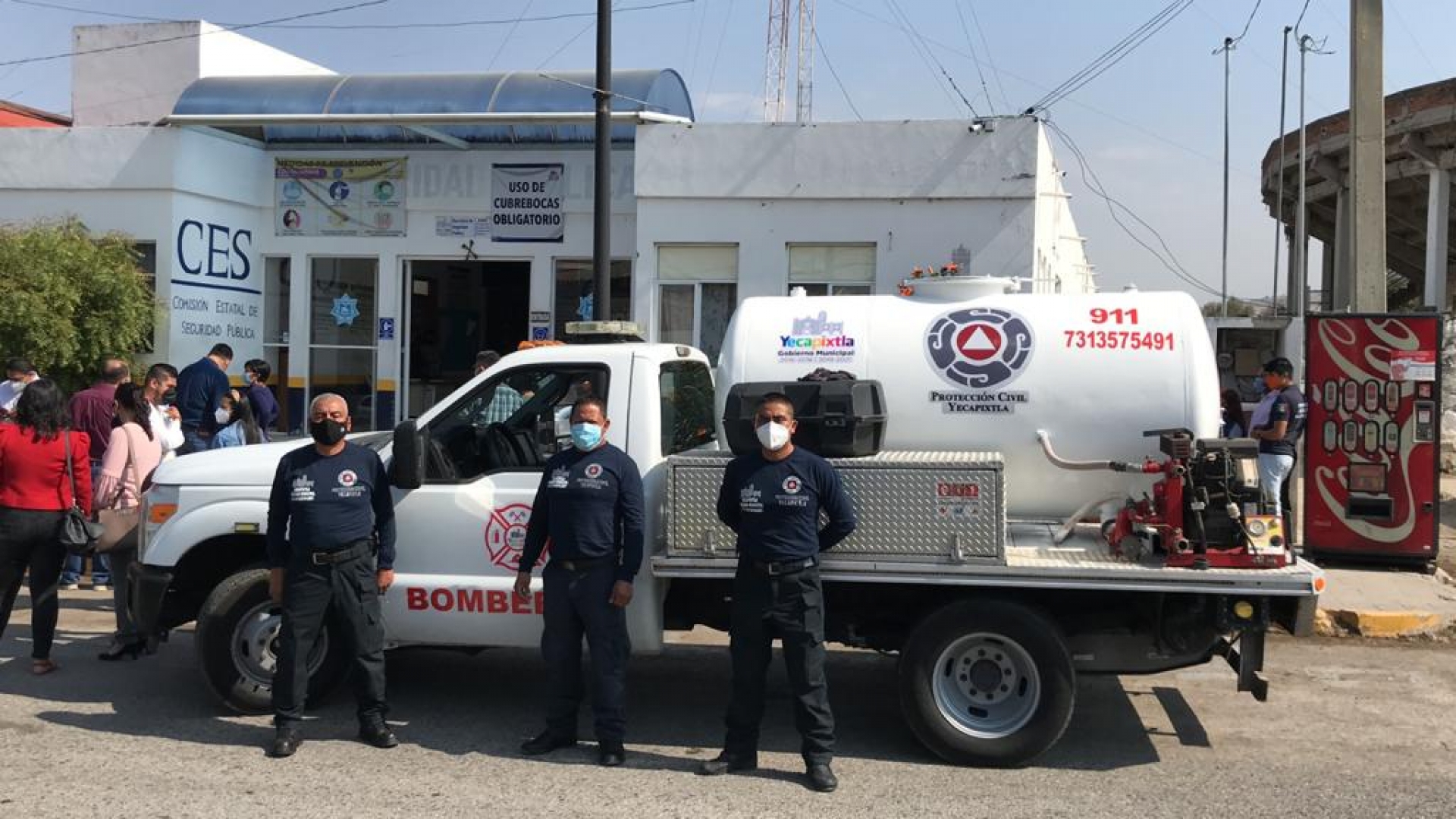 Entregan carro cisterna a PC en Yecapixtla