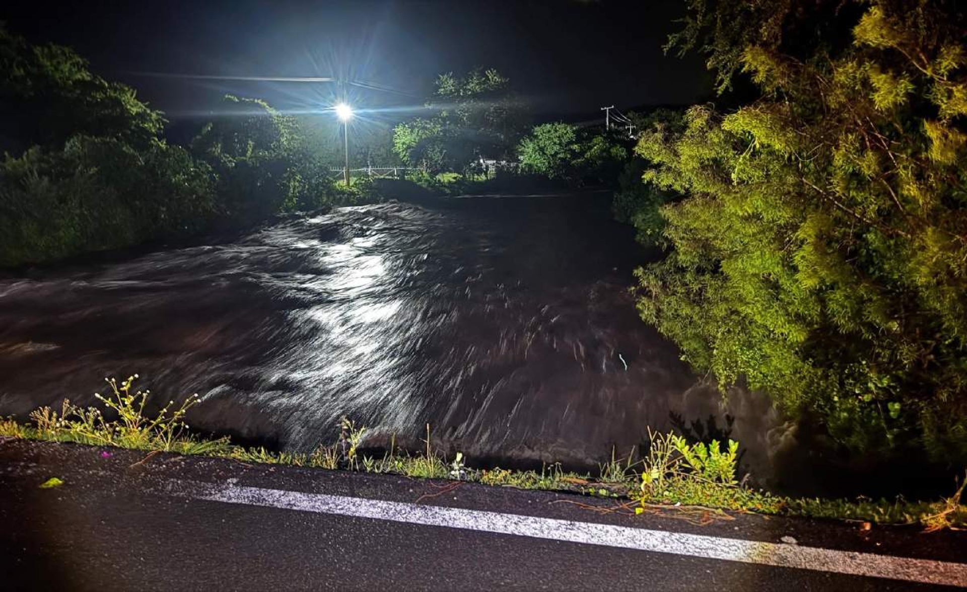 Tras fuertes lluvias, vigilan ríos Chalma y Tembembe