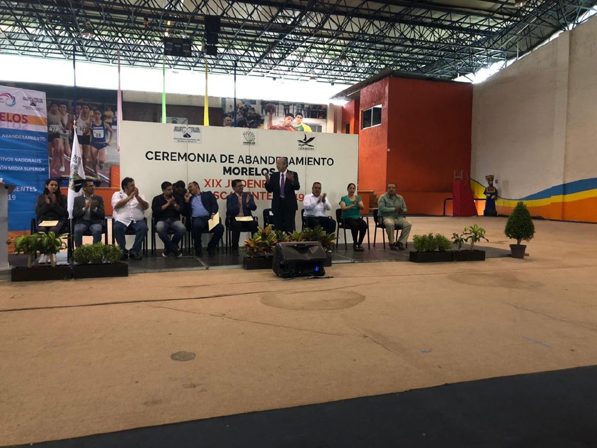 Abanderan a la delegación morelense que asistirá a los Juegos Deportivos Nacionales de la Educación Media Superior