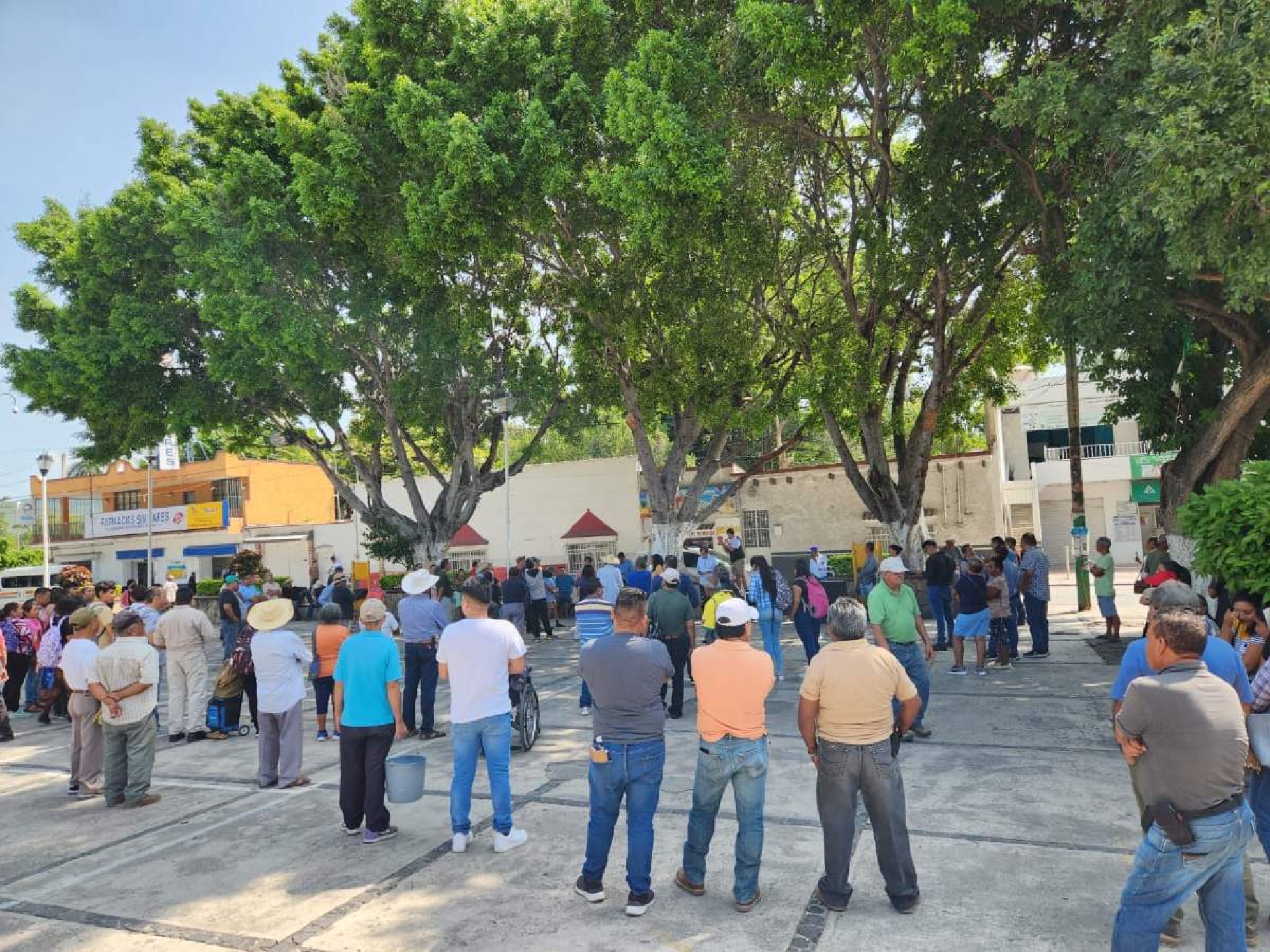 Exigen conocer proyecto de remodelación del zócalo de Tlaltizapán