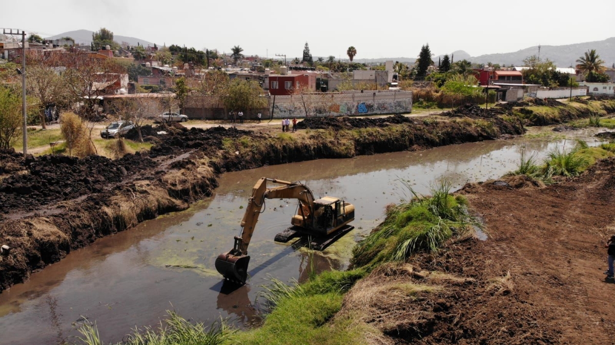 Inician trabajos de limpieza de la 'Laguna Seca' en Jiutepec