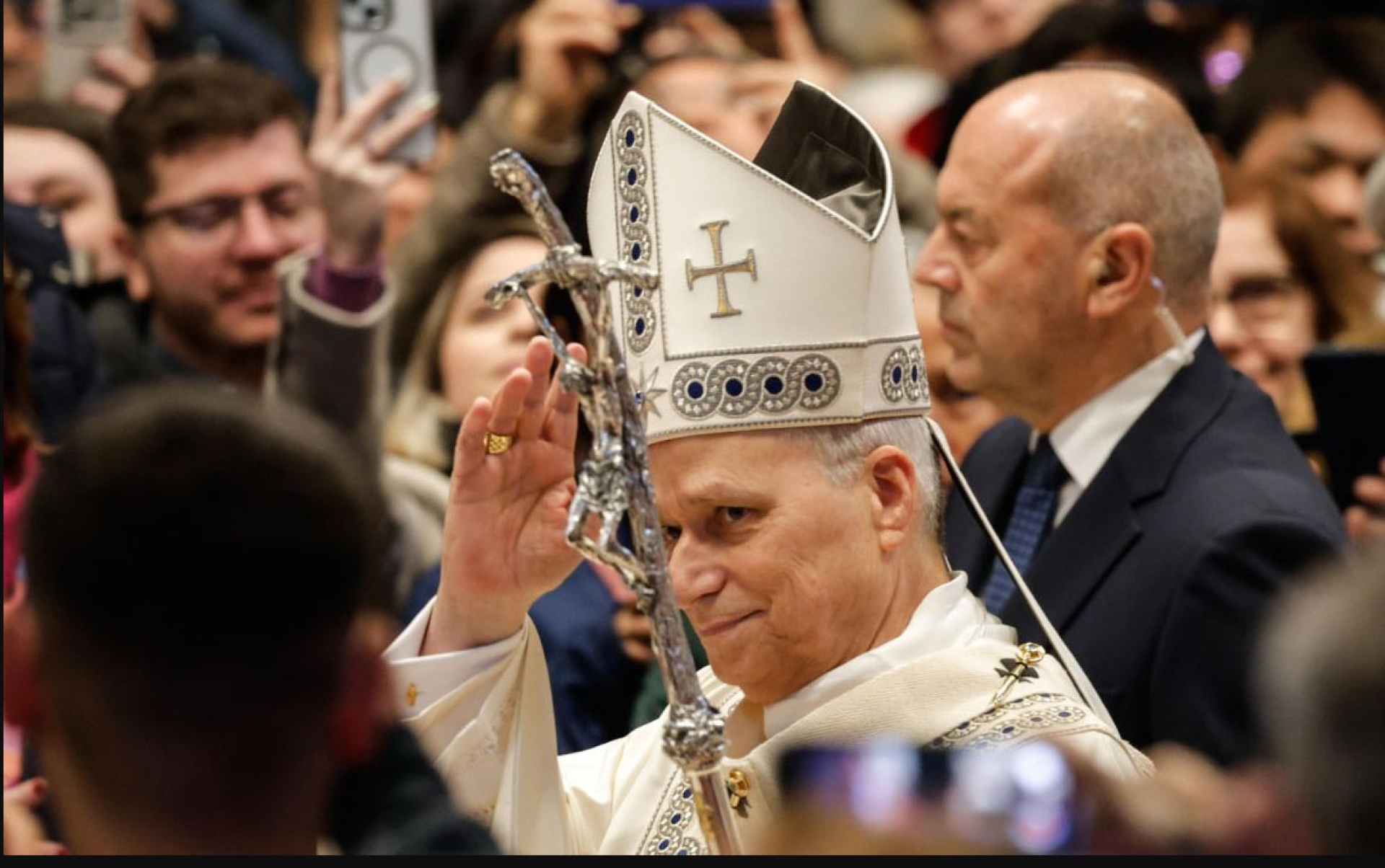Papa León XIV inicia 2026 con llamado a la paz y unidad mundial