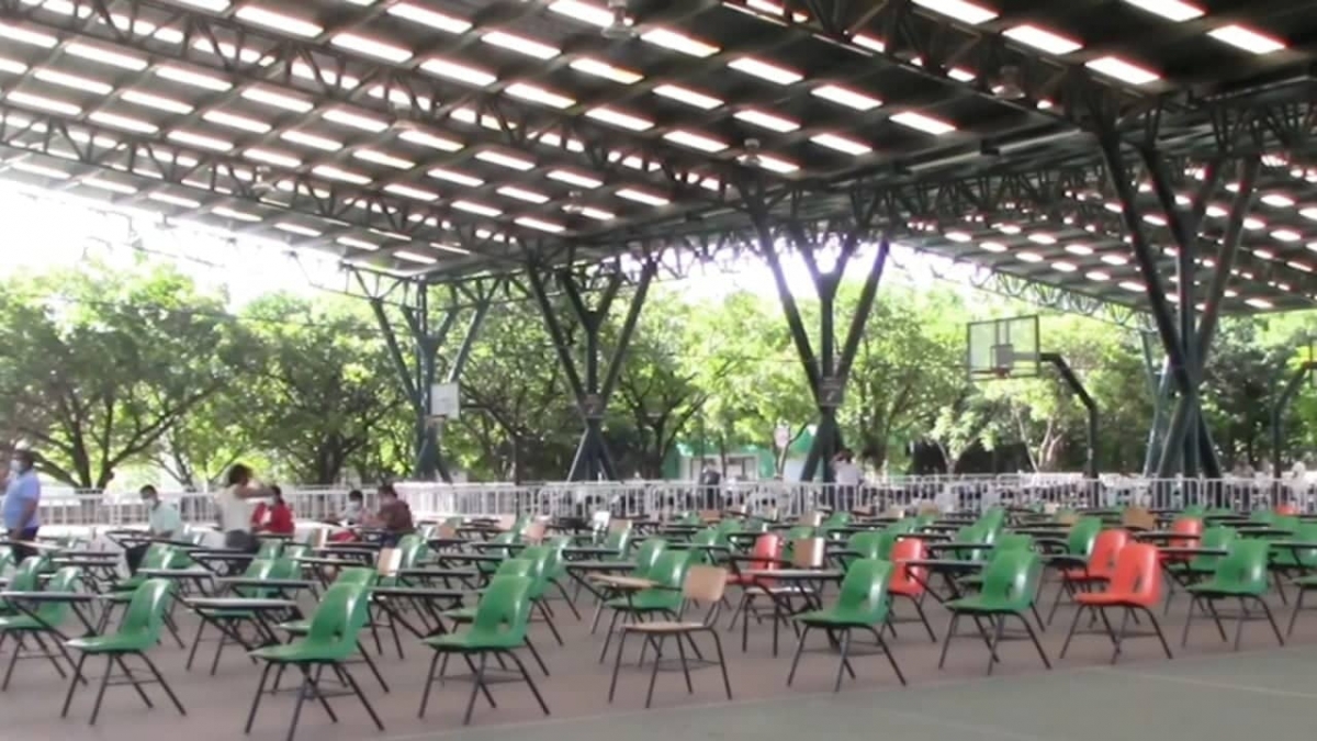 Centros de vacunación en Chiapas lucen vacíos