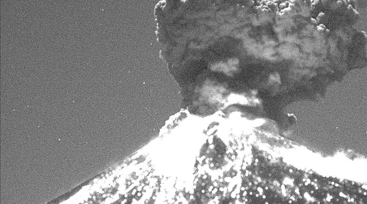 Este video muestra la impresionante explosión del Popocatépetl