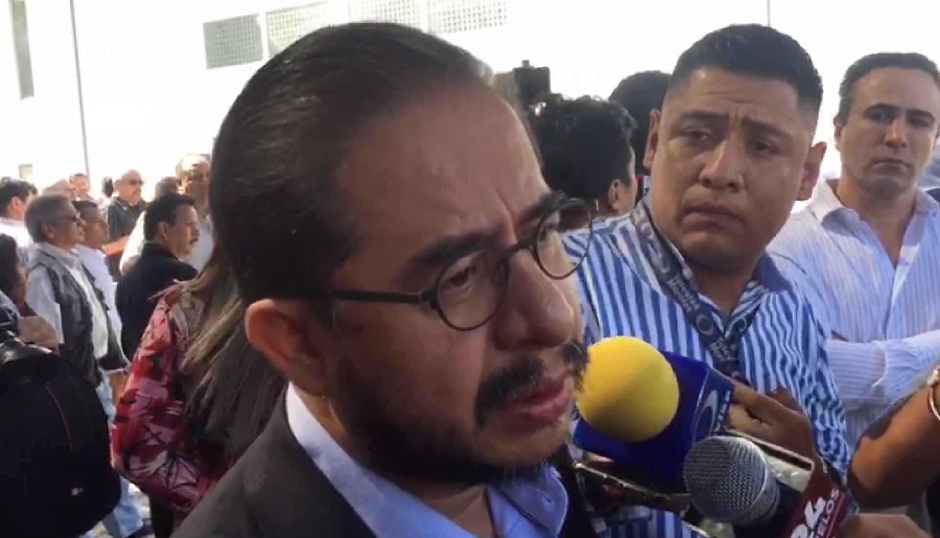Atiende delegado Hugo Flores demandas ciudadanas durante la visita de AMLO a Morelos