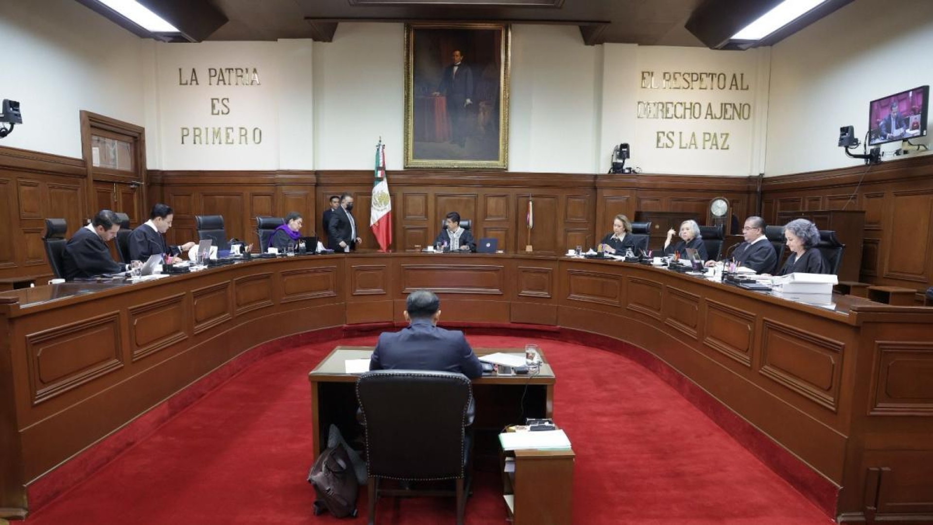 Corte avala acuerdo que prohíbe reprobar alumnos en educación básica