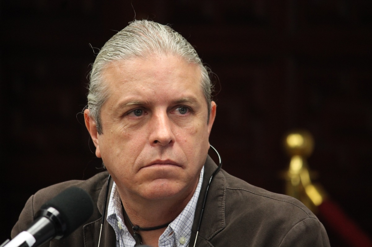 Contra Topiltzin Contreras McBeath