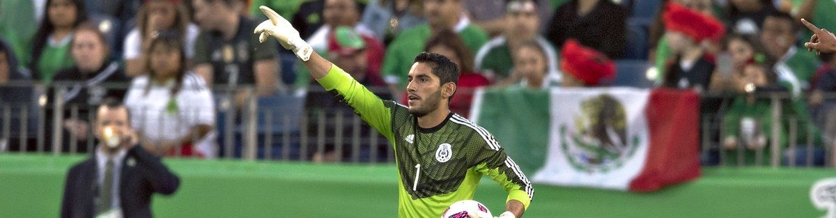Jesús Corona, baja del Tricolor