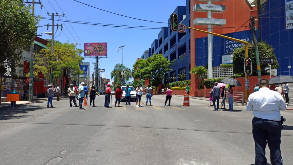 Amenazan con bloquear accesos a Cuernavaca