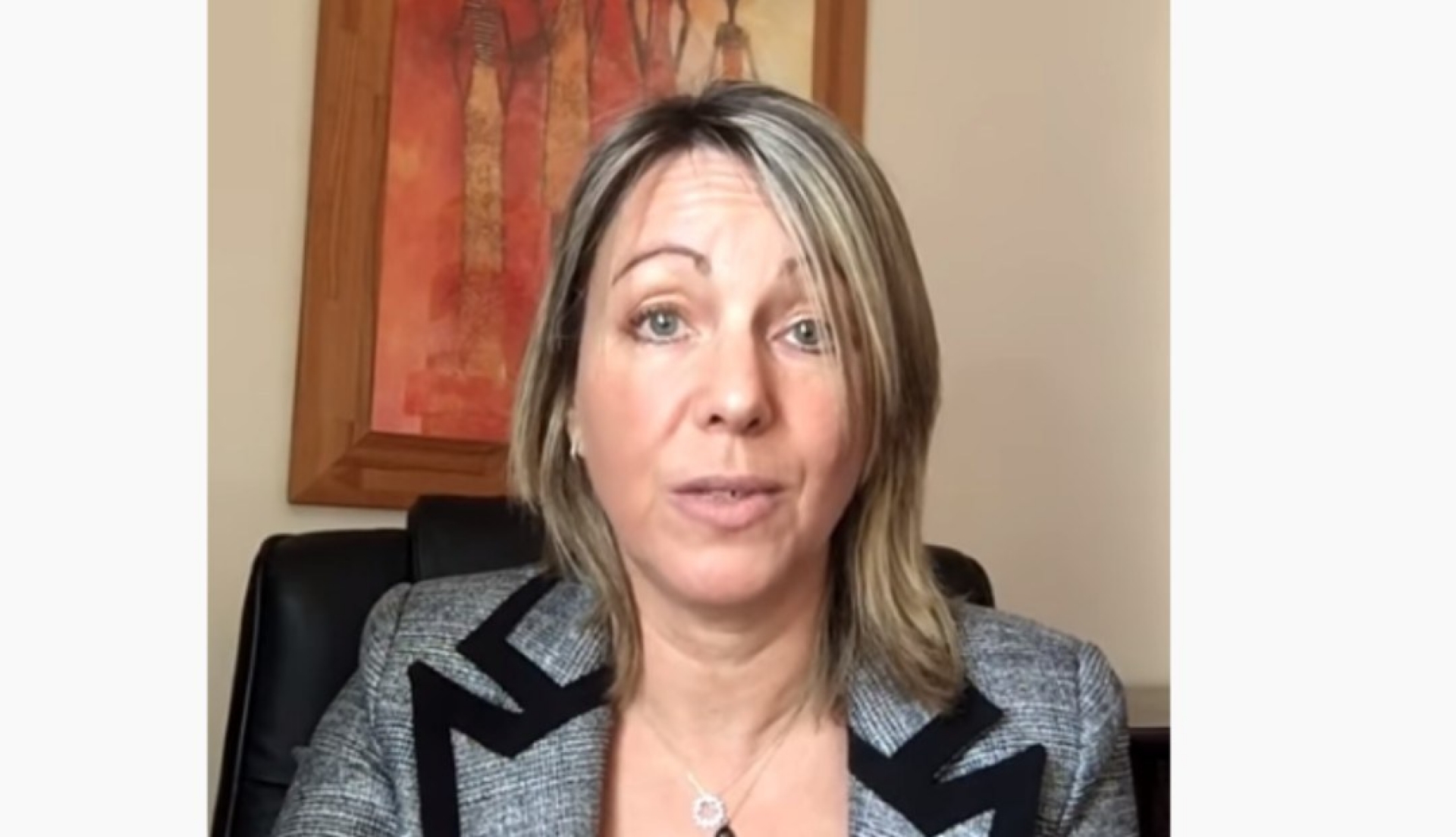 Suspenden a psiquiatra por violar el secreto profesional