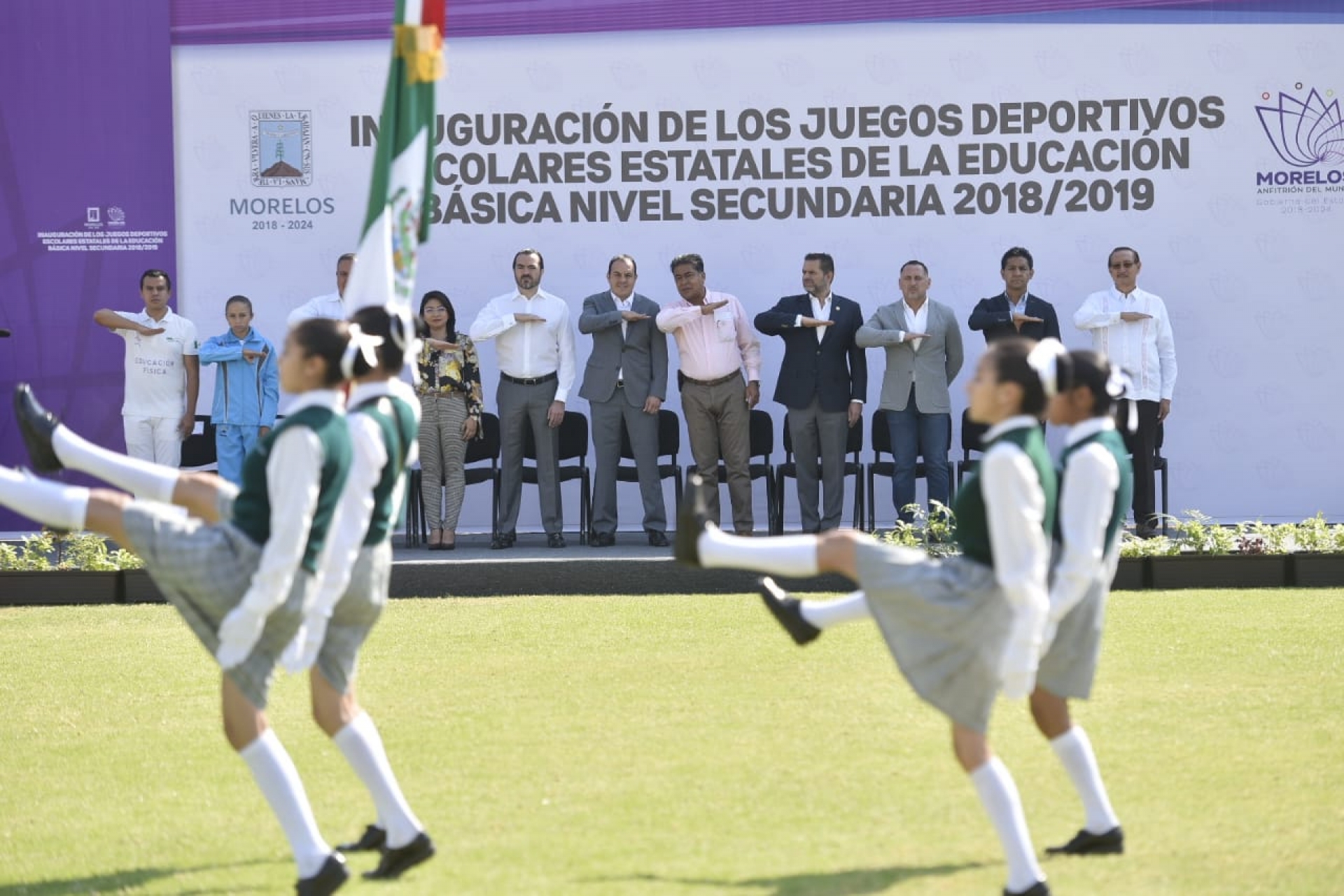 Inauguran juegos deportivos escolares estatales de la educación básica