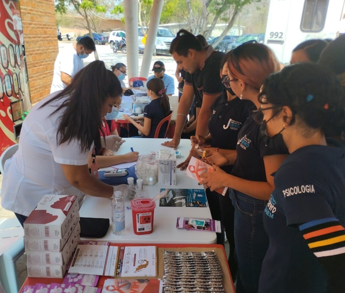 Realiza SSM feria de salud por 'Día de las y los estudiantes' en escuela de El Jicarero