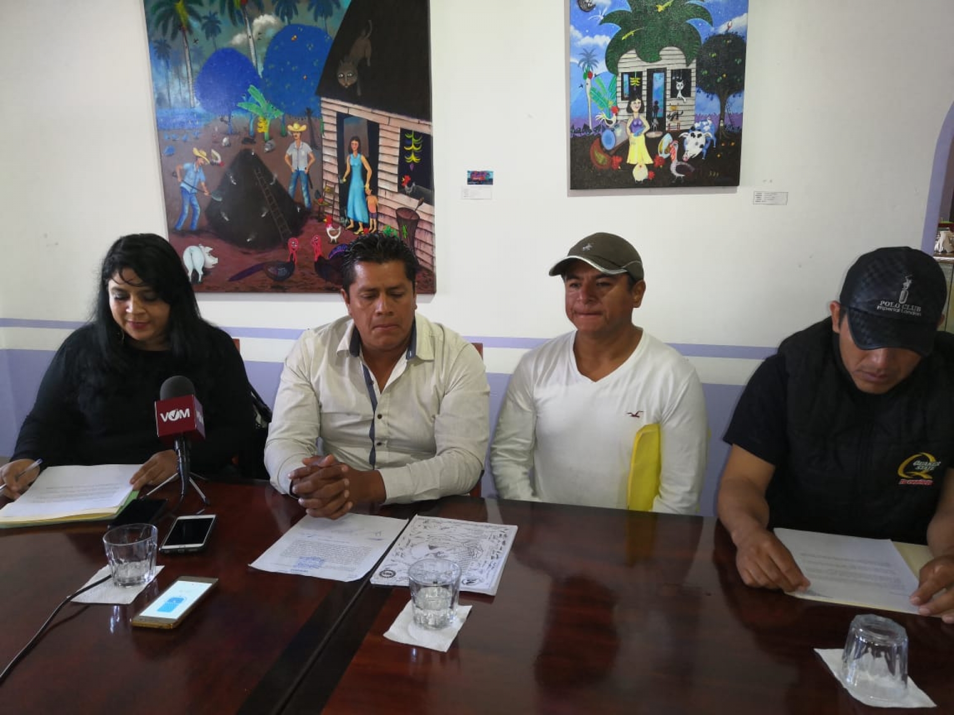 Denuncian trabajadores del Ayuntamiento de Emiliano Zapata a líder sindical