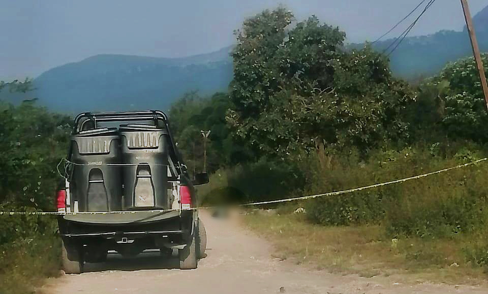 Hallan un cadáver con el rostro destrozado, en Yautepec