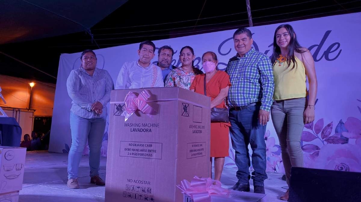 Reconoce Ayuntamiento de Yecapixtla a las madres en su día
