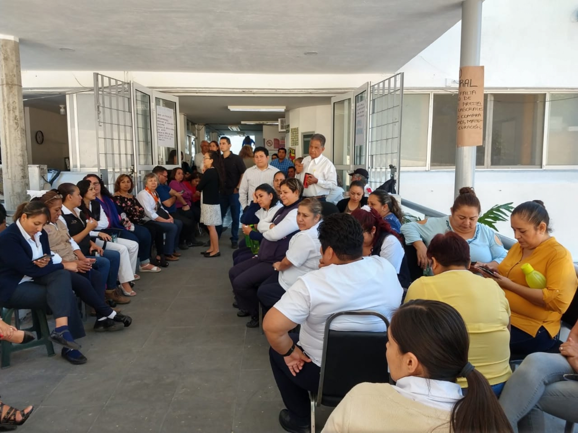 Concluye paro de labores en hospitales y centros de salud, a mediodía: Gil Magadán